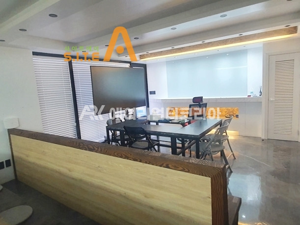 서울 강남구 논현동 #논현동 신축급 특급인테리어 통사옥 월세 매물번호 23534 사진 2
