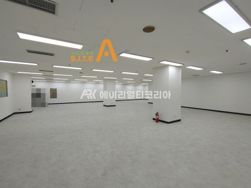 서울 서초구 방배동 J (실사) 이수역 초역세권 대로변 빌딩 월세 매물번호 17081 사진 2