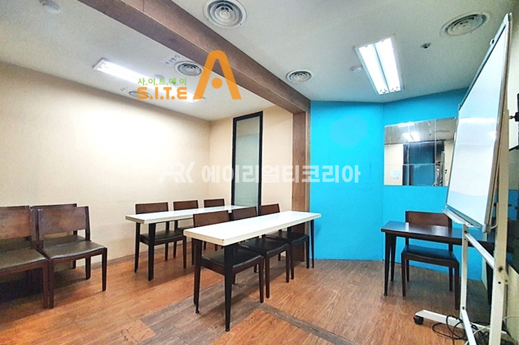 서울 강남구 역삼동 J (실사) 초특급인테리어 지하1층 월세 매물번호 17112 사진 6