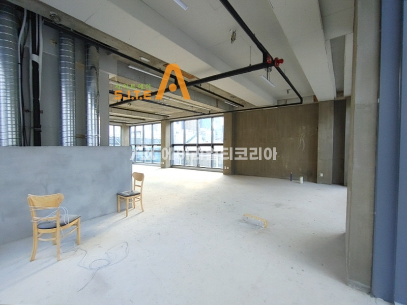 서울 강남구 역삼동 J (실사) 역삼동 메가박스뒤 자리좋은 곳 월세 매물번호 17104 사진 2