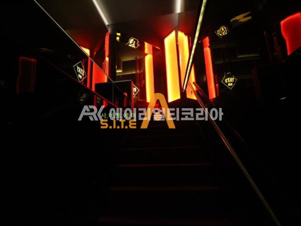 서울 강남구 역삼동 p지하 2종 근생 매물 bar로 사용가능합니다. 월세 매물번호 14146 사진 14