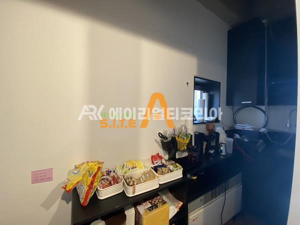 서울 강남구 논현동 C 논현동 임페리얼팰리스호텔 뒷편 감각적인 건물 사무실 월세 매물번호 12469 사진 8