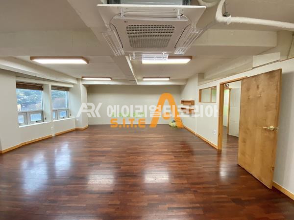 서울 강남구 삼성동 C 선릉역 선릉공원 앞 역세권 채광좋은 룸 2 사무실 월세 매물번호 12448 사진 1