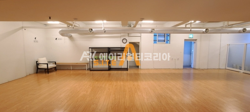 서울 서초구 방배동 K 내방역 1분 대로변 지하 사무실 월세 매물번호 15666 사진 1