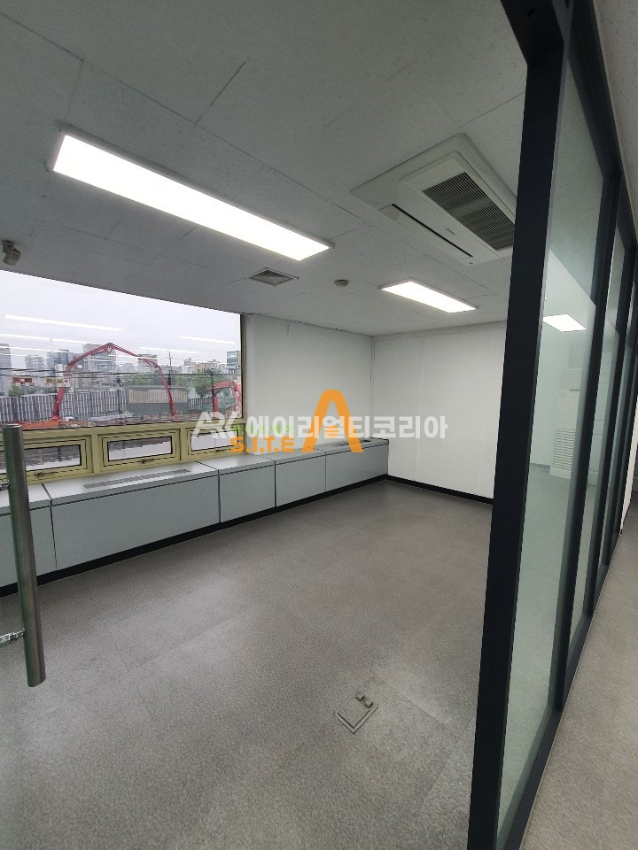 서울 강남구 역삼동 P 깔끔한 인테리어로 학원용도 가능한 사무실 월세 매물번호 14220 사진 5