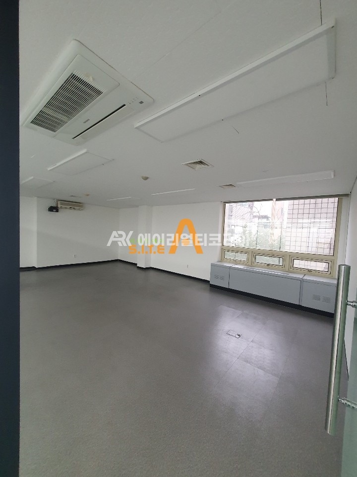 서울 강남구 역삼동 P 깔끔한 인테리어로 학원용도 가능한 사무실 월세 매물번호 14220 사진 4