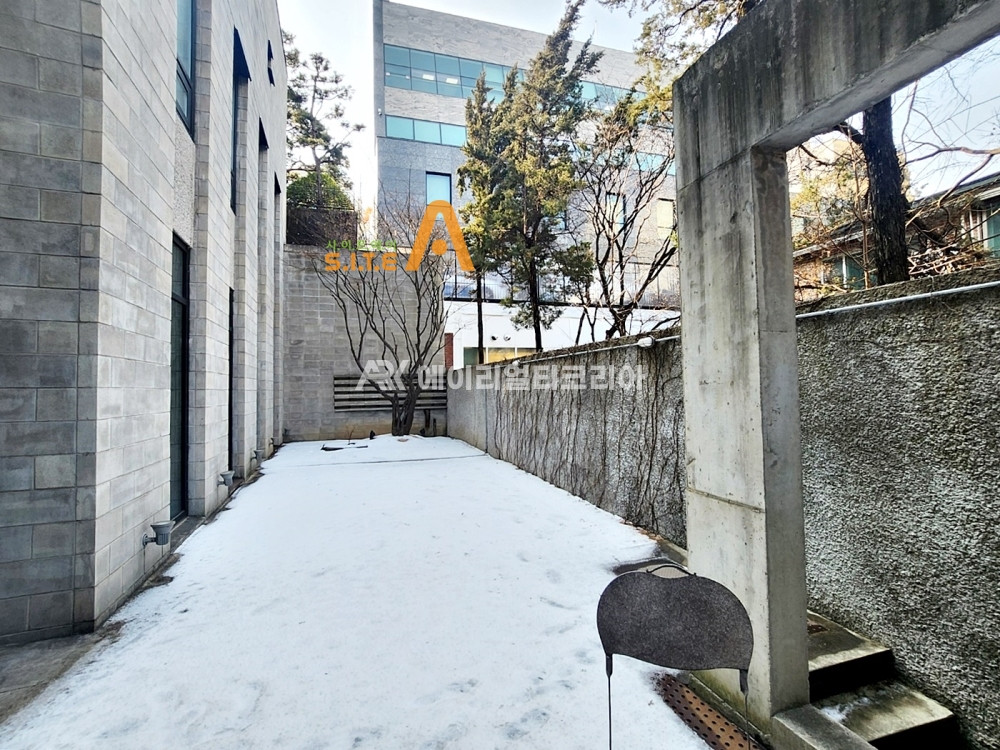 서울 강남구 논현동 논현동 프라이빗/주차3/테라스 사무실임대 월세 매물번호 12898 사진 2