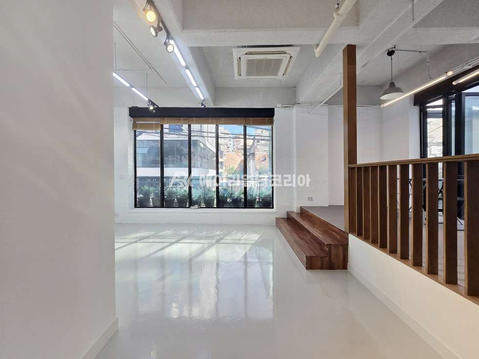 서울 강남구 논현동 언주역 3분 연층 사용 가능한 상가 사무실 더헤드빌딩 월세 매물번호 25570 사진 4
