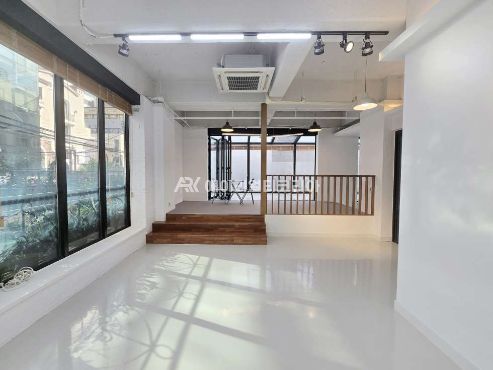서울 강남구 논현동 언주역 3분 연층 사용 가능한 상가 사무실 더헤드빌딩 월세 매물번호 25570 사진 5