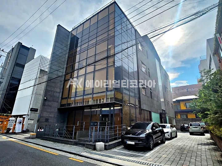 서울 강남구 논현동 강남 논현동 강남구청역 인테리어 완비된 사무실 임대 월세 매물번호 13138 사진 1