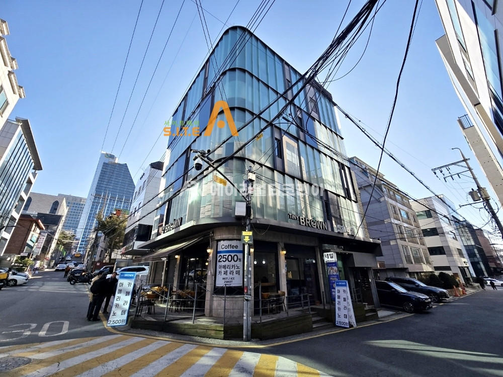 서울 강남구 역삼동 역삼역 화이트톤 소형사무실 월세 매물번호 12824 사진 1