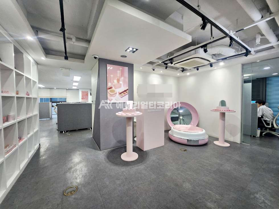 서울 강남구 역삼동 센터필드사거리 역삼동 인테리어 잘 된 사무실 임대 월세 매물번호 25664 사진 1