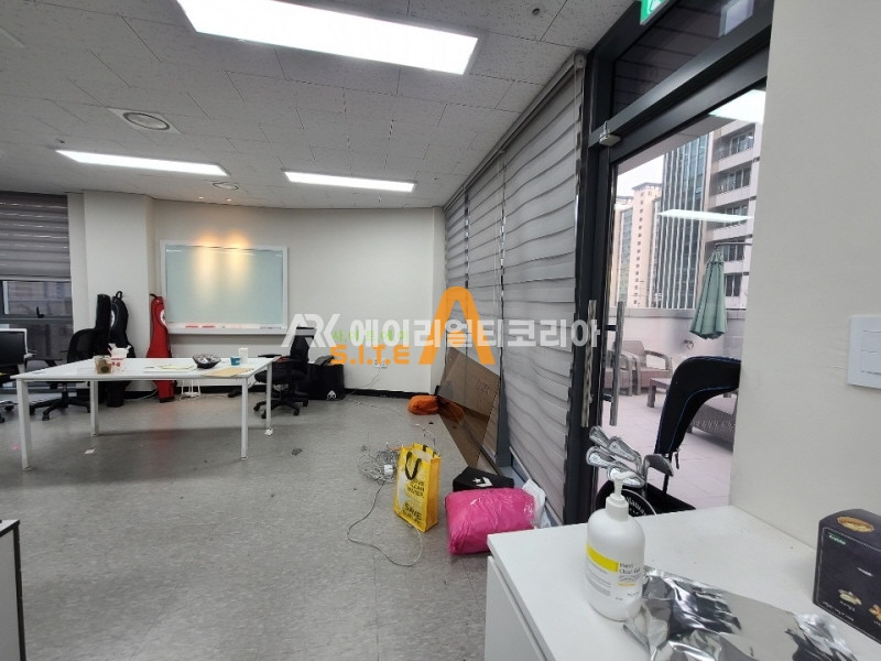 서울 강남구 삼성동 #초역세권 신축 특급 인테리어 통임대 월세 매물번호 22990 사진 4