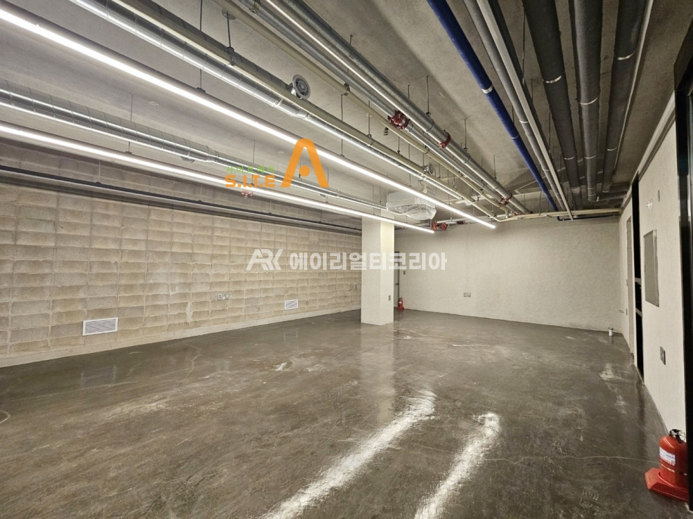 서울 서초구 잠원동 #신사역 초역세권 신축 통사옥 통임대 럭셔리 내외관 월세 매물번호 23672 사진 4