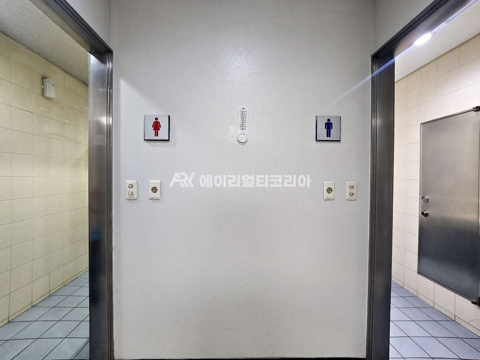서울 서초구 서초동 강남역 초역세권 대로변 위치한 인테리어 사무실 임대 월세 매물번호 25734 사진 8
