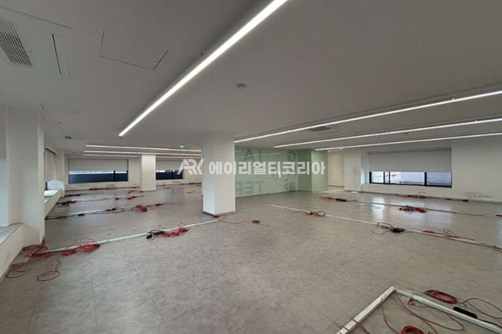 서울 강남구 논현동 본관동 논현동 세관사거리 렌트프리 3개월 지원 해주는 사무실 월세 매물번호 25837 사진 9