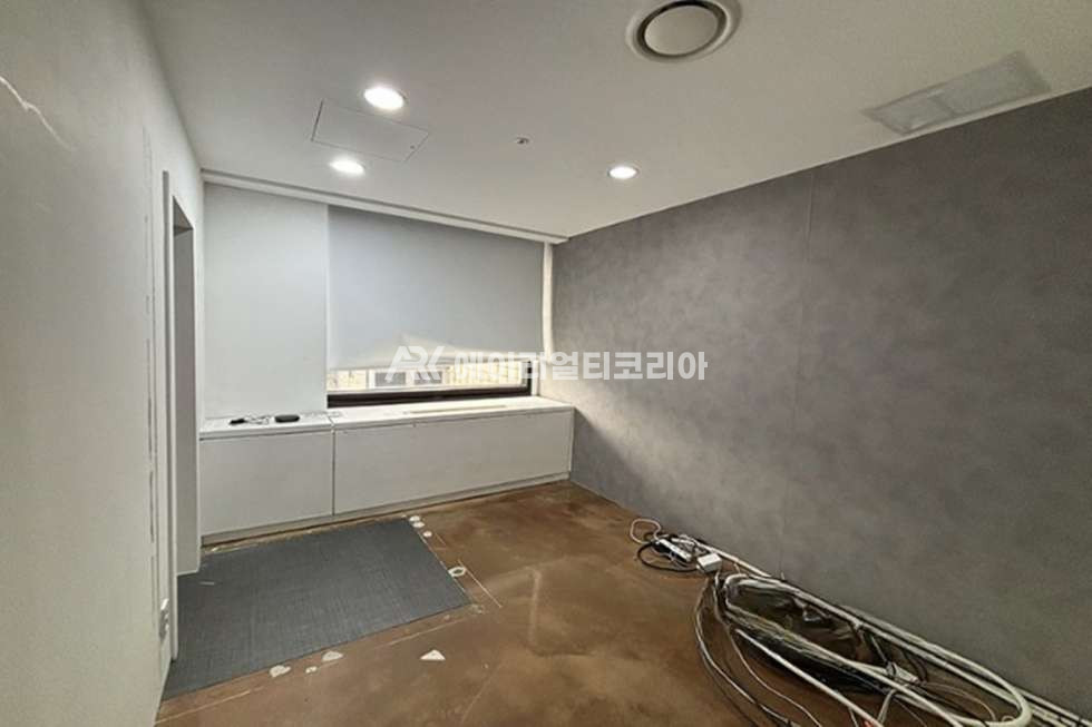 서울 강남구 논현동 본관동 논현동 세관사거리 렌트프리 3개월 지원 해주는 사무실 월세 매물번호 25837 사진 10