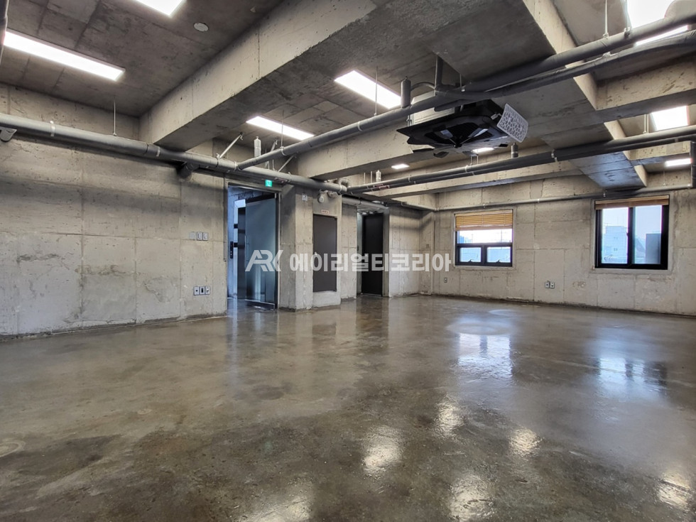 서울 강남구 논현동 7호선 학동역 역세권 세련된 소형사무실 월세 매물번호 25839 사진 3