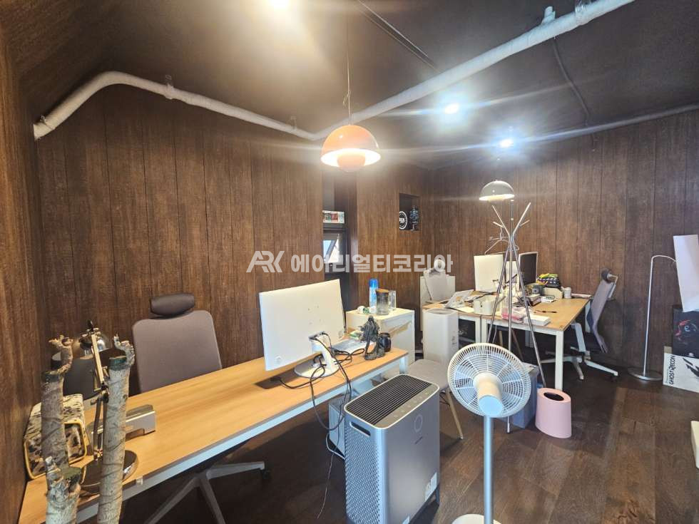 서울 강남구 논현동 학동역 라인 인테리어 잘 되어있는 소형 사무실 월세 매물번호 26099 사진 6