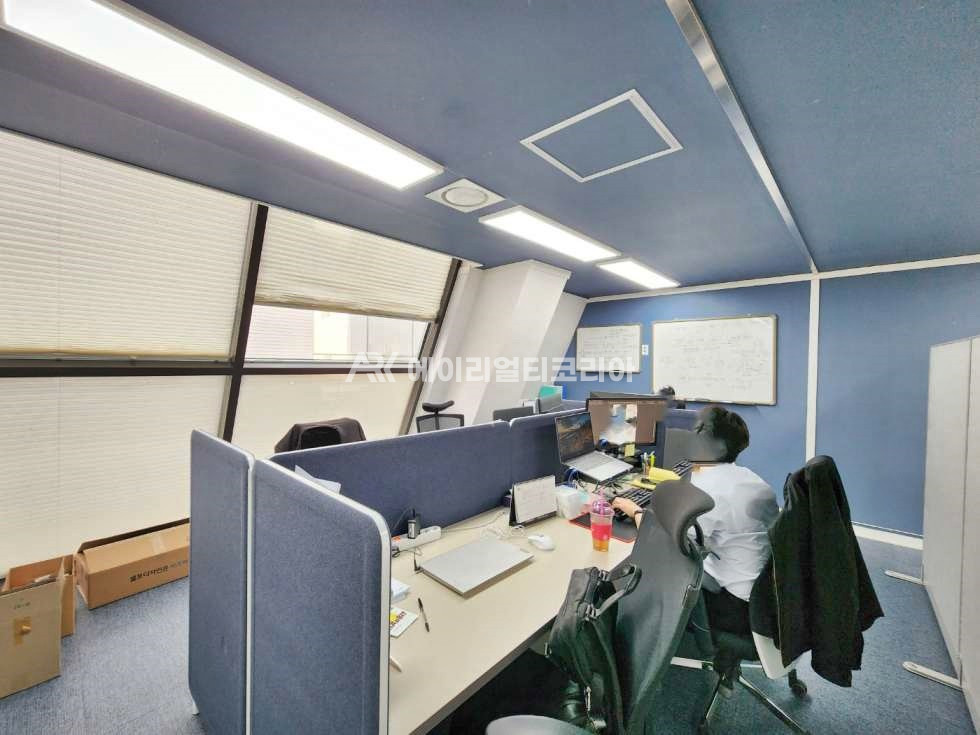 서울 강남구 논현동 학동역 초역세권 세련된 외관 가성비 좋은 사무실 월세 매물번호 26128 사진 4