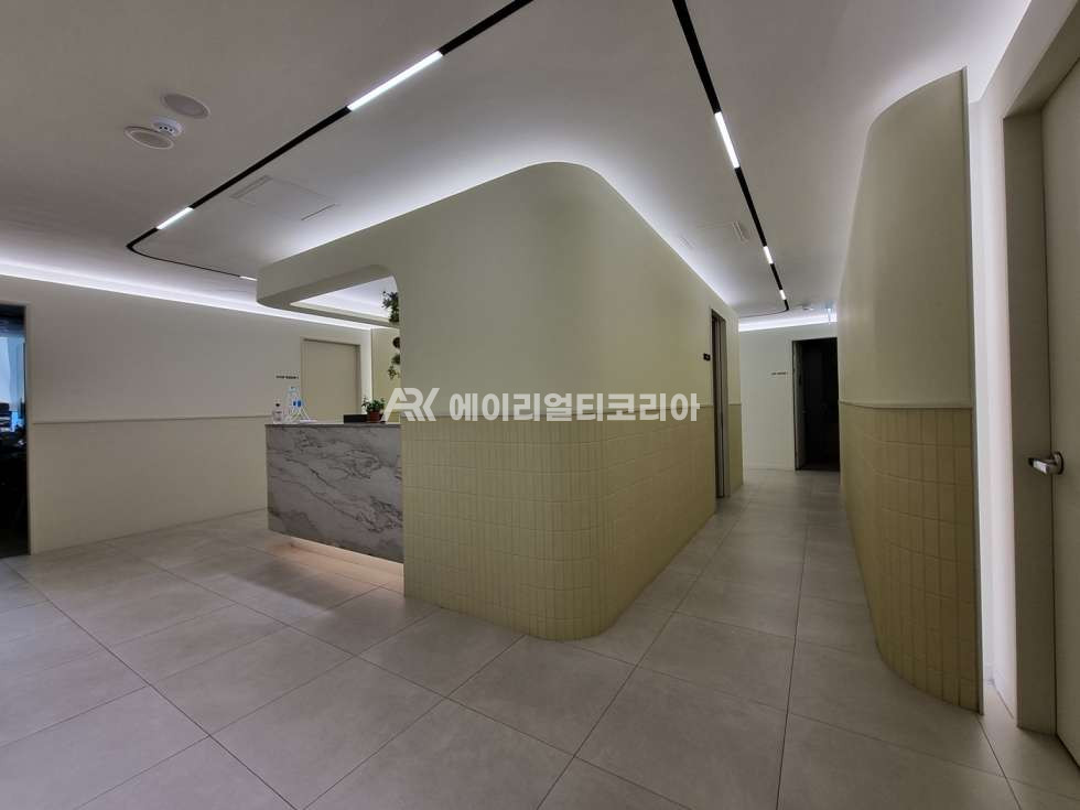 서울 강남구 논현동 선정릉역 도보 1분 최상급 병원 인테리어 사무실 월세 매물번호 26145 사진 10