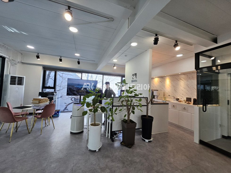 서울 강남구 역삼동 역삼역 도보 5분 신축 세련된 사무실임대 월세 매물번호 17232 사진 2