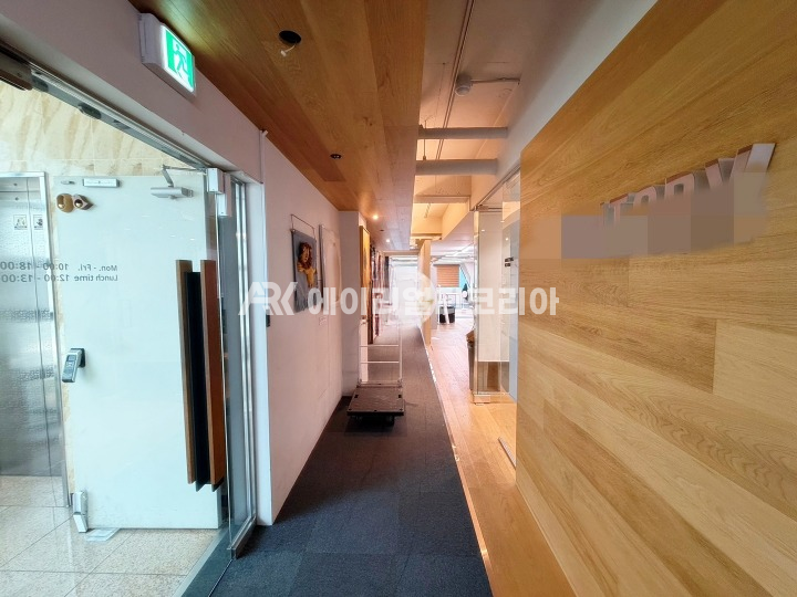 서울 강남구 역삼동 역삼동 인테리러 무상인수 깔끔한 사무실 임대 월세 매물번호 26241 사진 7