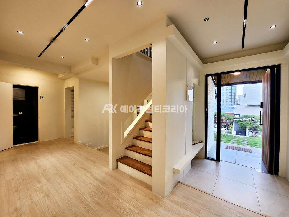 서울 강남구 역삼동 강남사옥임대 정원이 있는 단독주택사무실 월세 매물번호 26231 사진 8