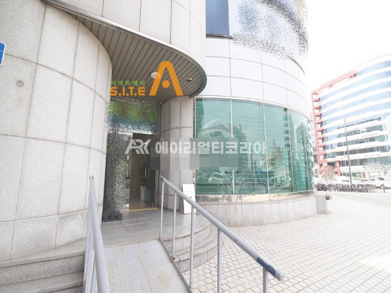 서울 송파구 석촌동 p 대로변 임대 가시성 우수 월세 매물번호 14392 사진 1
