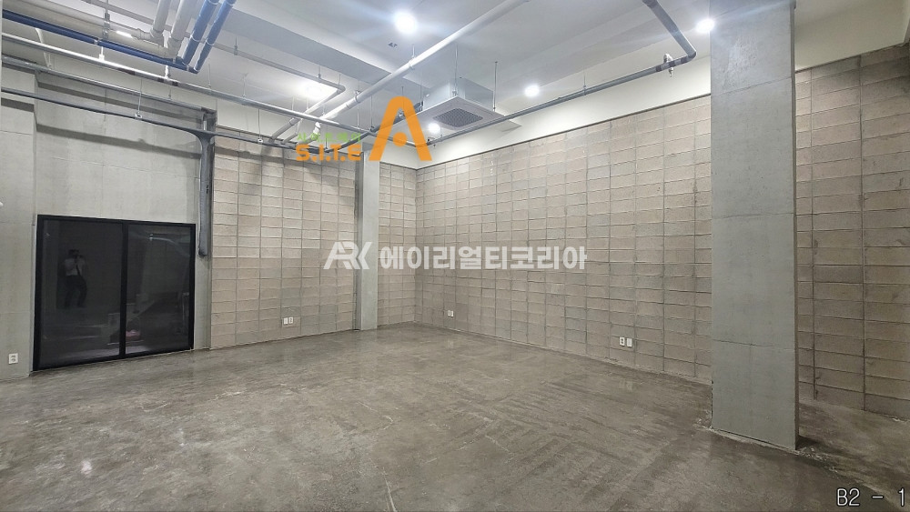 서울 강남구 청담동 신축 후 첫임대로 상태 최상 월세 매물번호 16948 사진 4